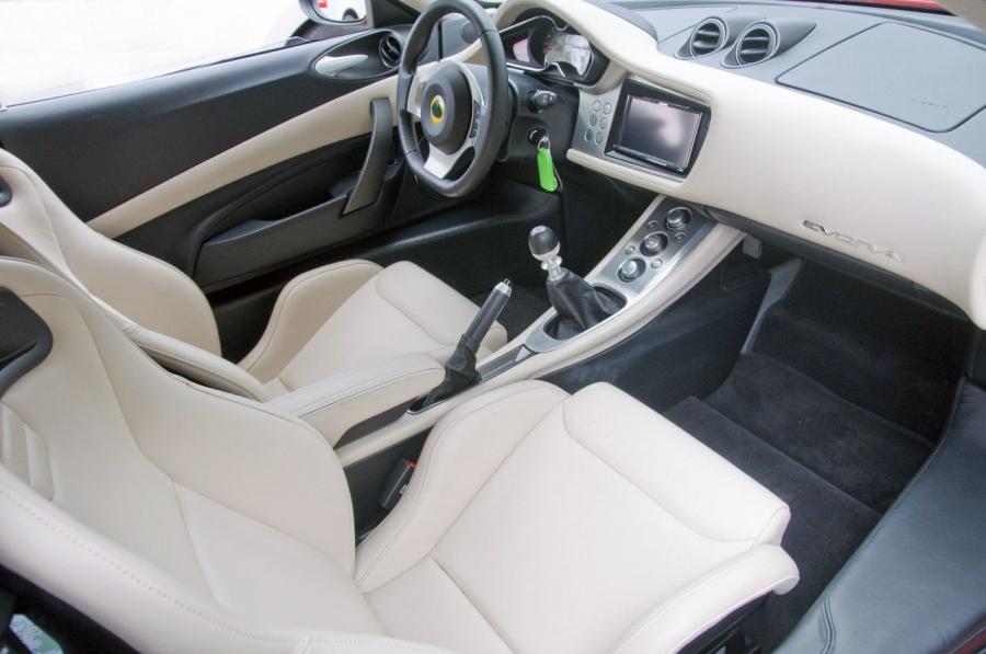  Lotus Evora 2010 года  (фото 25 из 83)